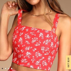 Brand new lulus cropped top!